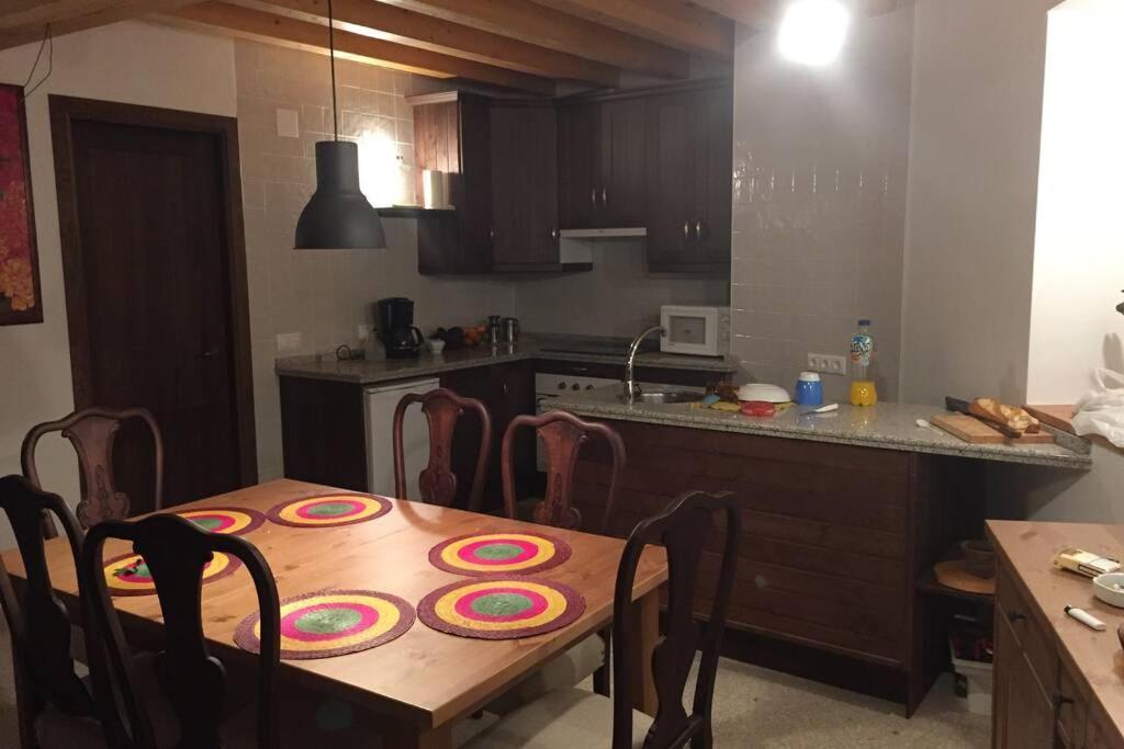 Casa Con Encanto En Poyales Del Hoyo Exterior foto
